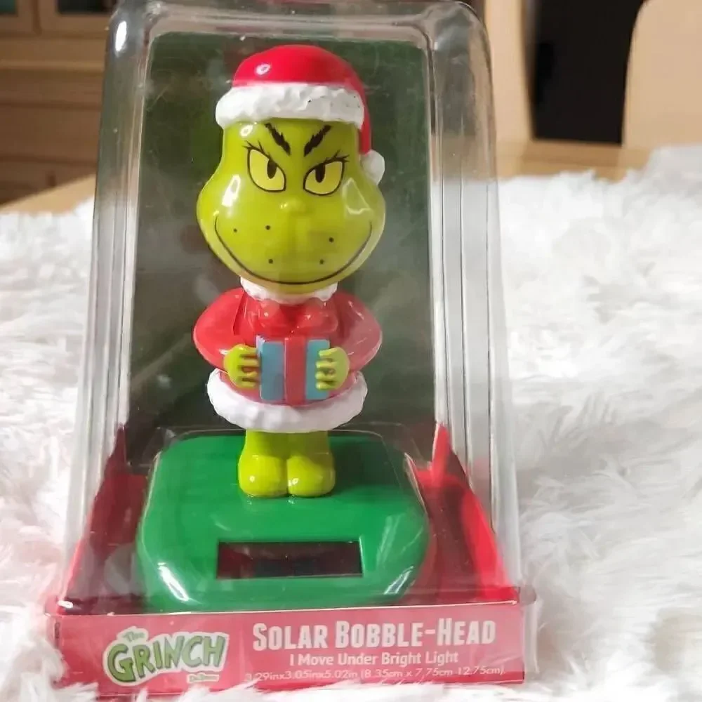 ruz grinch solar